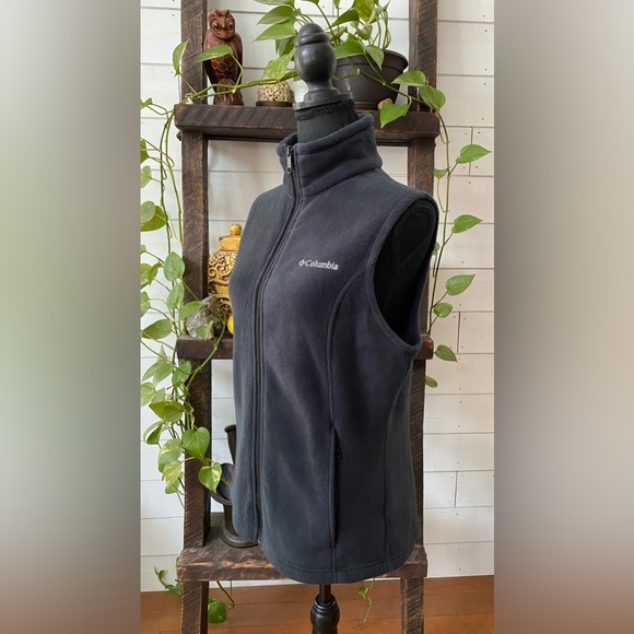 Columbia: Charcoal Black Fleece Zip Up Vest - Picture 8 of 15